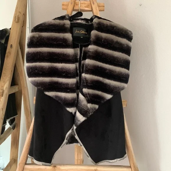 Sam Edelman Clara Faux Chinchilla Fur and Suede Vest - Picture 5 of 12